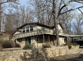 25097 Old Sante Fe Rd, Versailles, MO 65084