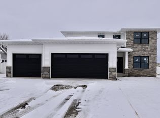 506 Raef Rd, Downs, IL 61736