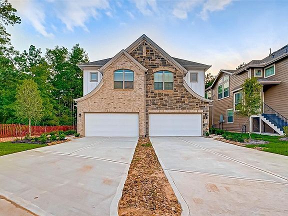 5th image of 211 S Spotted Fern Dr