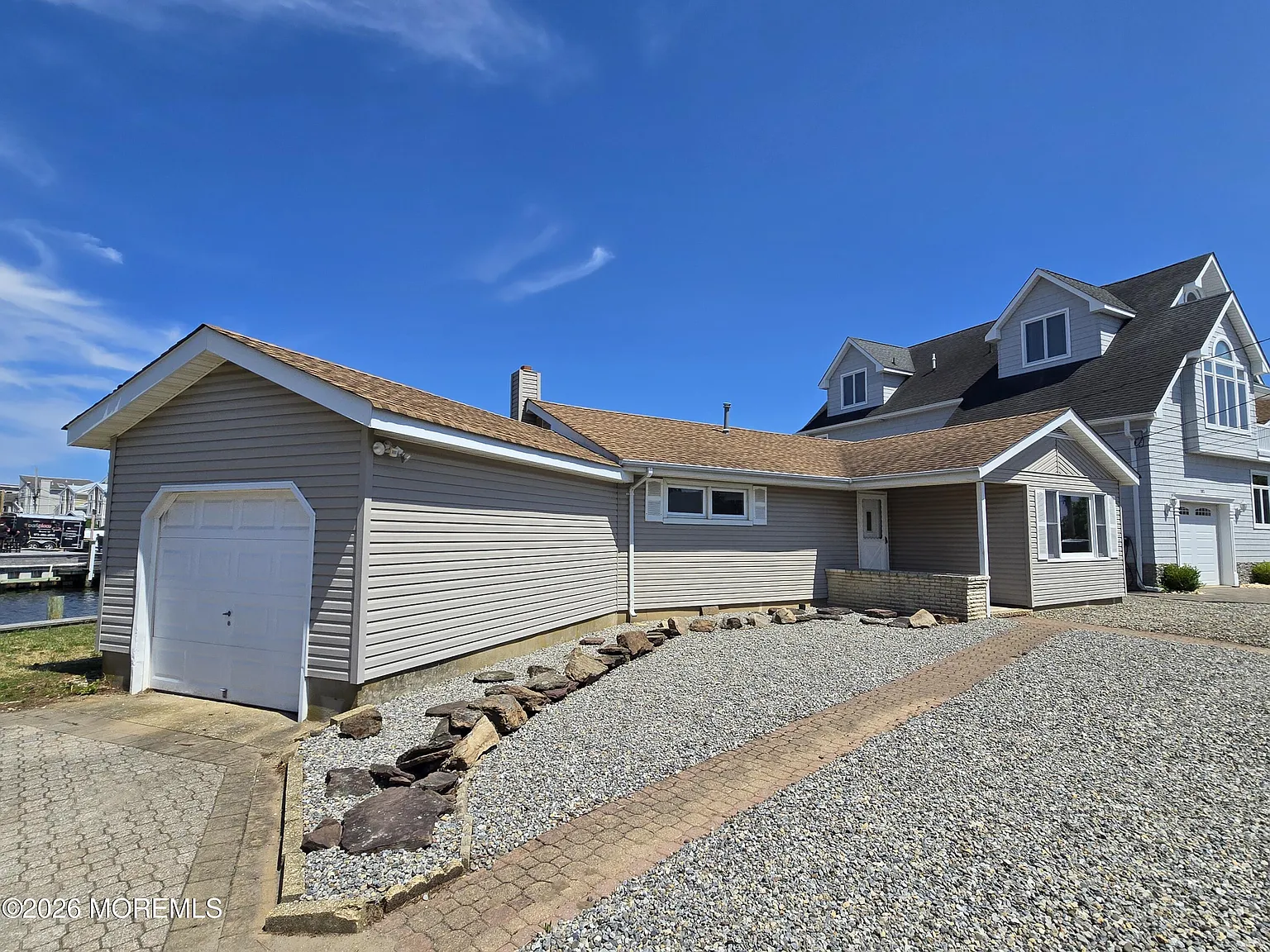 2 bed, 944 sqft, $2,800 — Photo 3