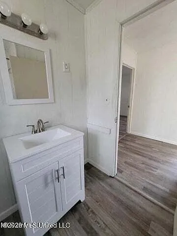 630 Capital Ave #4 — Photo 4