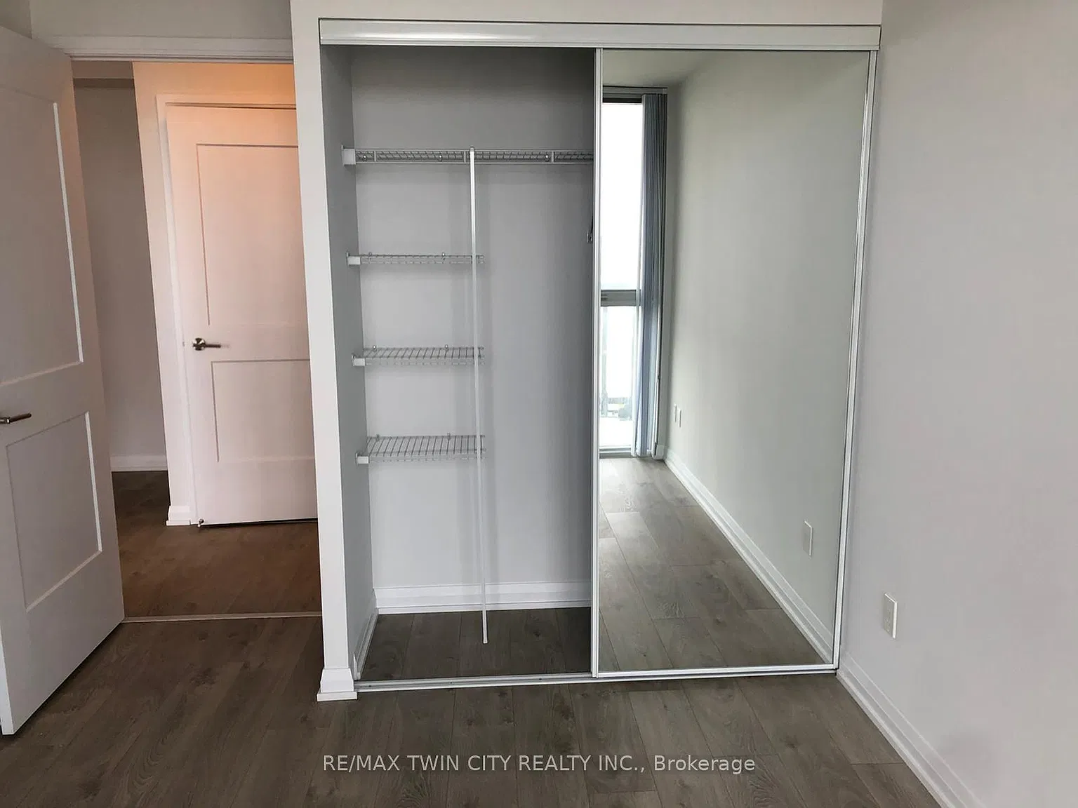 1 bed, $1,900 — Photo 4