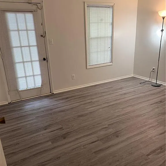 701 Miller Ct #701 — Photo 6