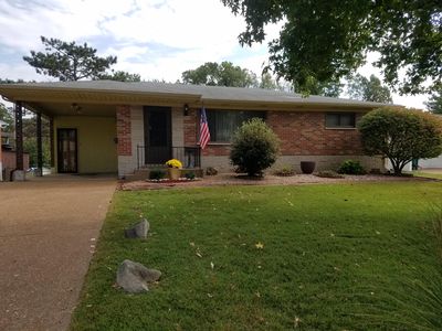 524 Nightingale Ln, Saint Louis, MO, 63123