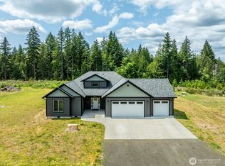 872 E Daniels Rd, Shelton, WA 98584