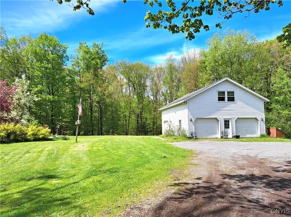 3091 McConnellsville Rd, Blossvale, NY 13308