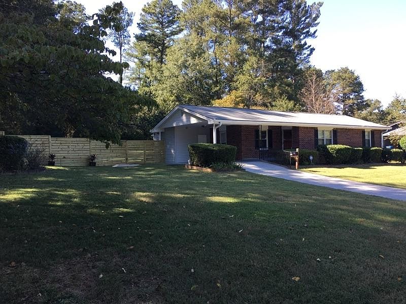 1st image of 3600 Lakeshore Dr SW