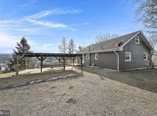 1881 Running Deer Dr, Auburn, PA 17922