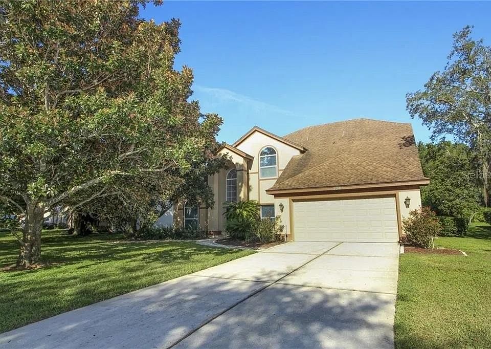 1st image of 706 S Lake Claire Cir