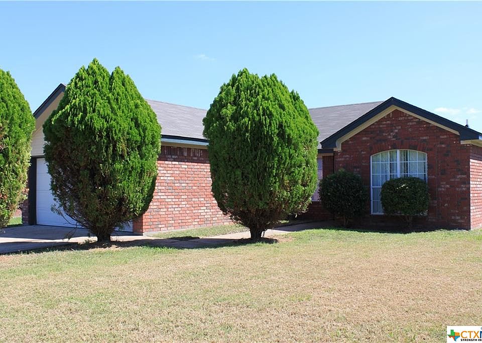 1st image of 3306 Christina Ln