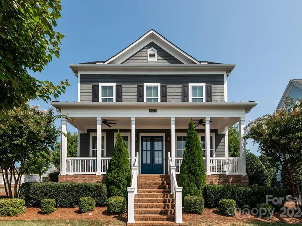 9703 Shoehorn St, Pineville, NC 28134
