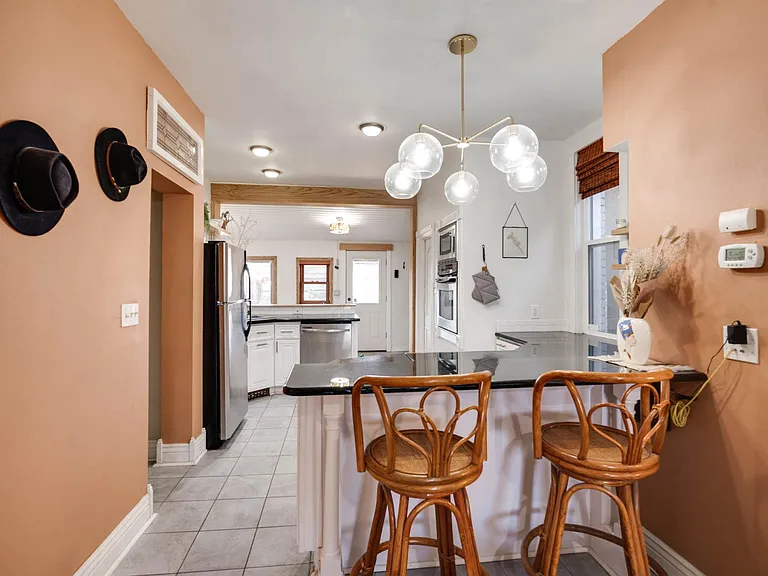 3707 N Franklin St — Photo 9