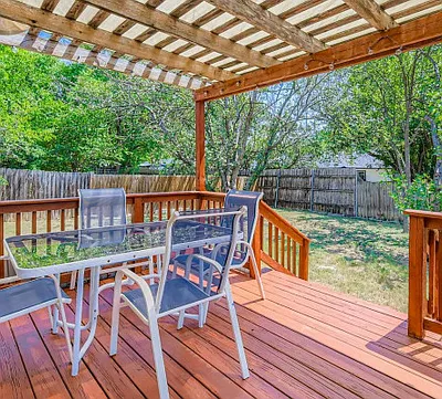 7203 Barnsdale Way — Photo 12