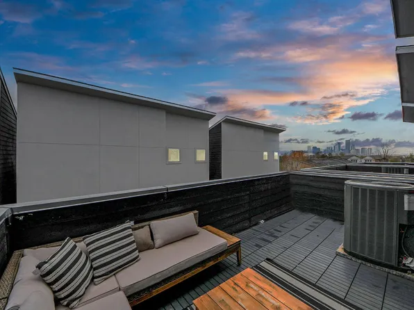 531 Schweikhardt St, Houston, TX 77020