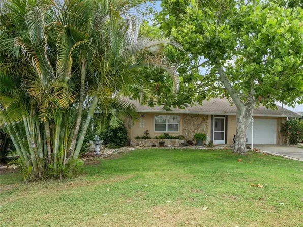 4049 Hermosa Blvd, Hernando Beach, FL 34607