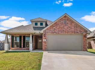 2405 Graham Ln, Pea Ridge, AR 72751