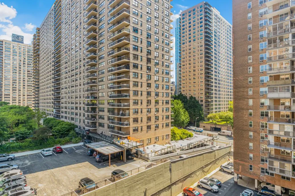 303 West 66th Street #7AW in Lincoln Square, Manhattan