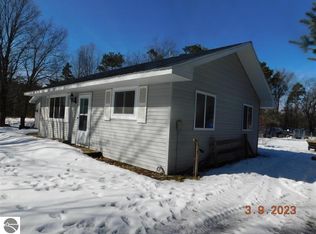 15722 Harlan Rd, Copemish, MI 49625