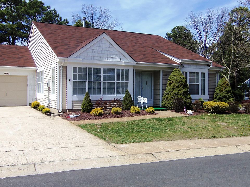 1st image of 1007 Buckingham Drive #B