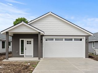 2017 N Sipple Rd, Spokane, WA 99212