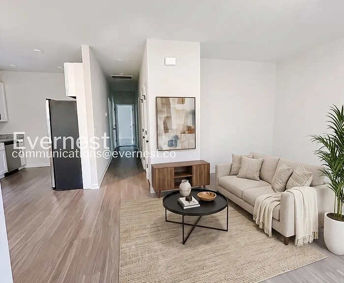 1109 Goldsboro Ave — Photo 3