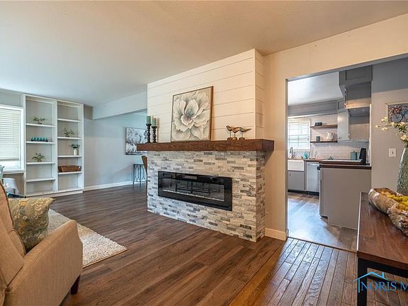 5th image of 4448 Vogel Dr