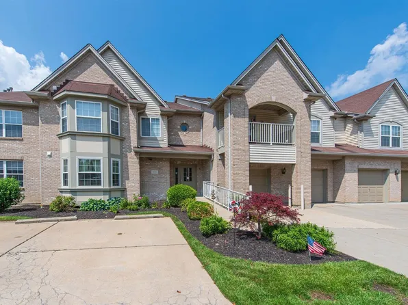 833 Neeb Rd APT 1, Cincinnati, OH 45233