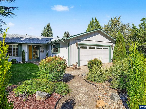 2nd image of 1575 Sandstone Ct S