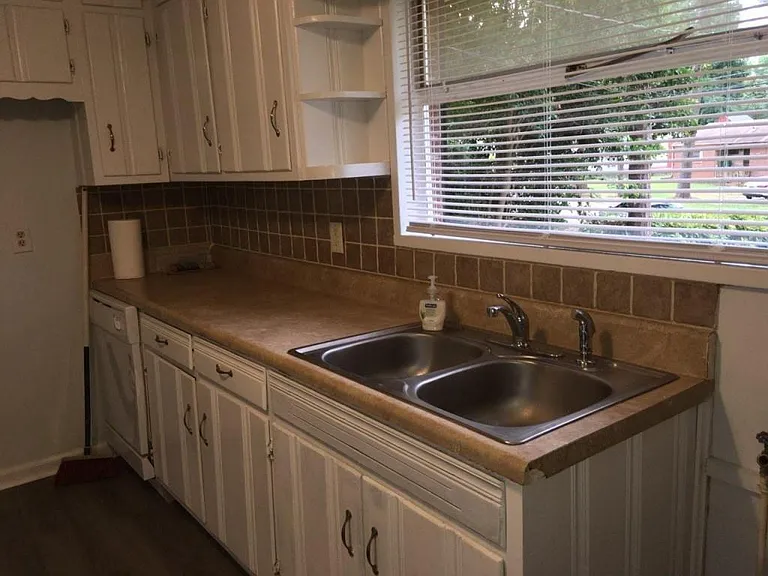 2335 Scotty Cir — Photo 3