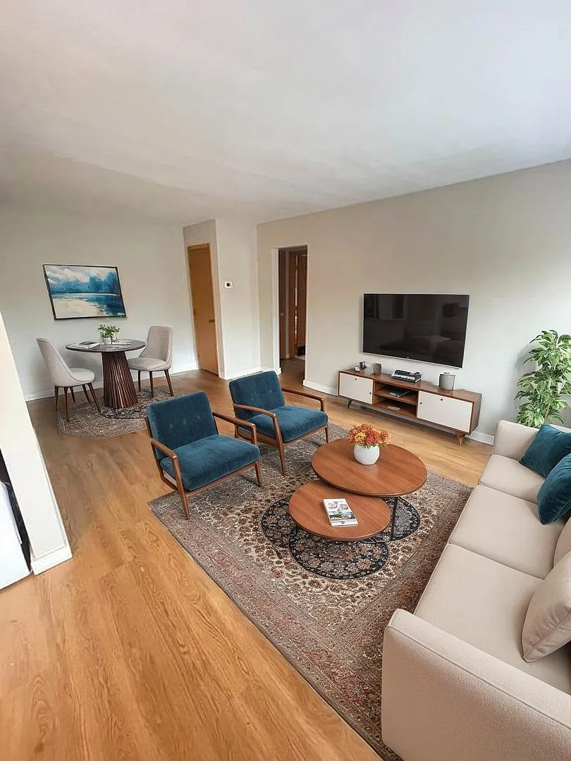 25 W Redwing St — Photo 2