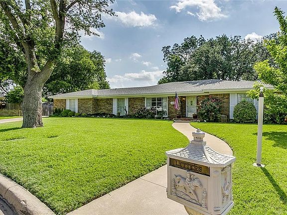 2nd image of 4351 Dalerosa Ct