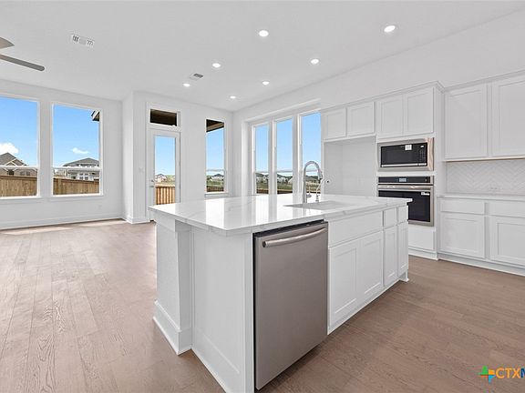 3rd image of 129 Top View Dr