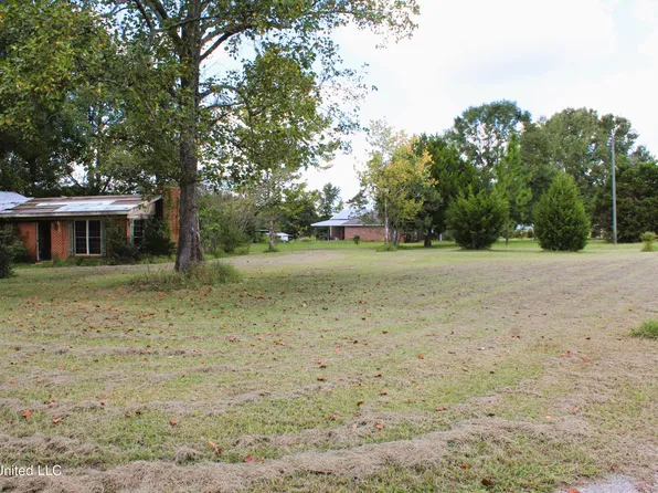 128 Harvey Rd, Lucedale, MS 39452