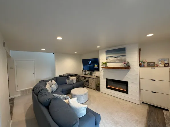 6901 Quail Pl Unit G, Carlsbad, CA 92009