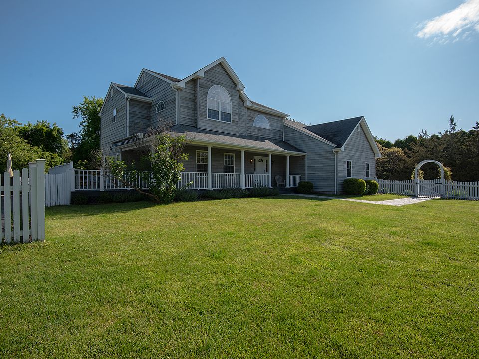 1st image of 37 Tanners Neck Ln