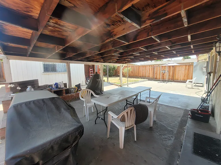 2434 Arden Way — Photo 18