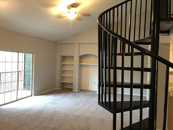 2nd image of 122 Vista Verdi 328 Cir