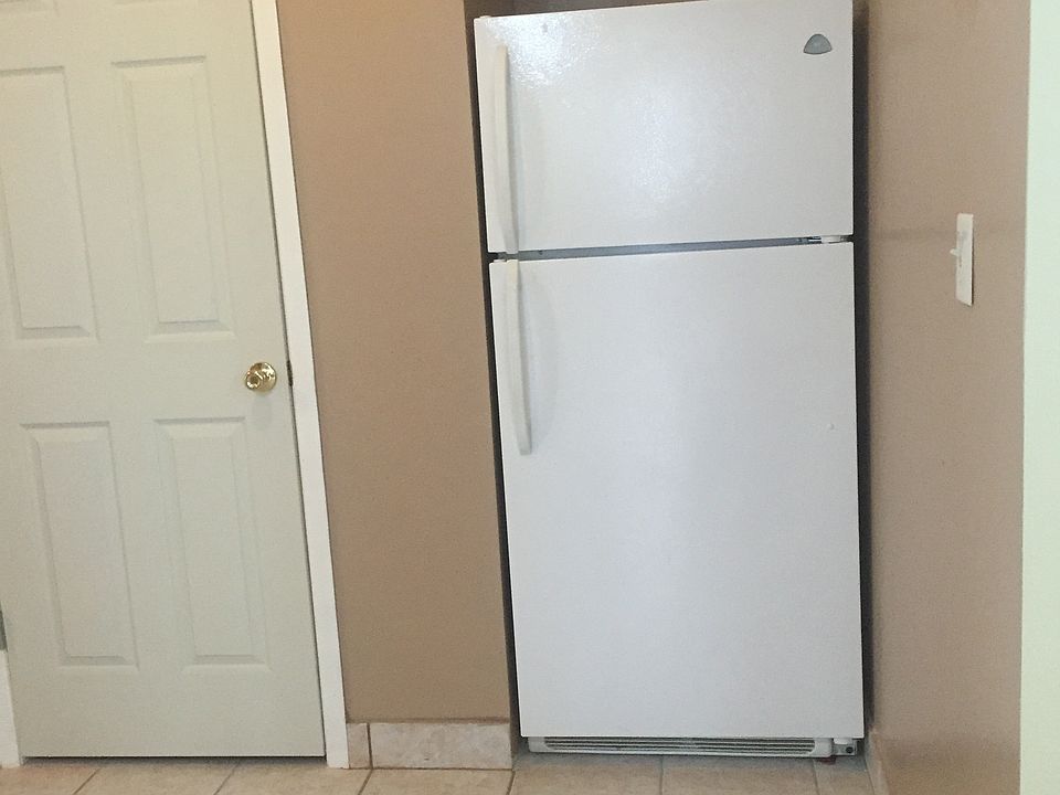 1st image of 2457 26th St