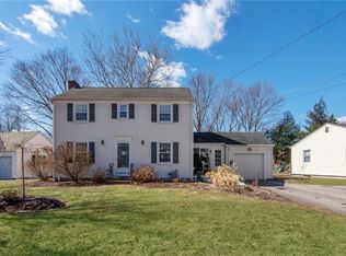 253 Fairfax Dr, Warwick, RI 02888