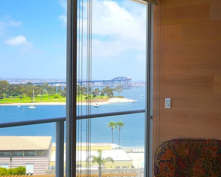 1820 Avenida Del Mundo #808 — Photo 10