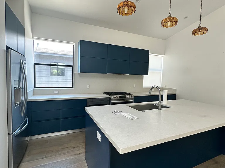 2828 S Cloverdale Ave — Photo 1