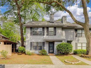 33 Hidden Lake Ct, Savannah, GA 31419