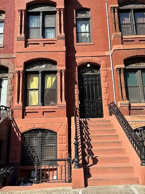 265 Alexander Avenue — Photo 1