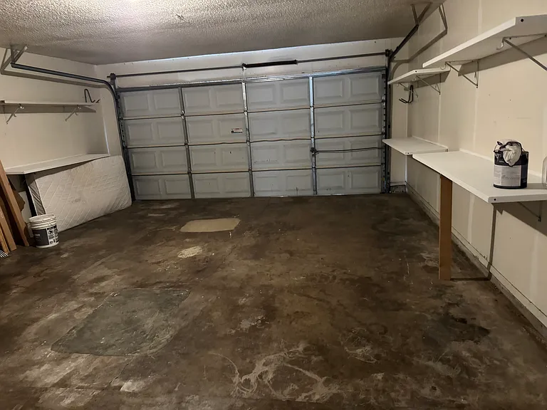 5201 Suburban Dr — Photo 17
