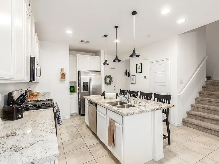 825 Star Estates Ave — Photo 10