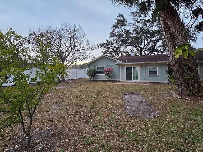 426 Tulip Dr — Photo 24