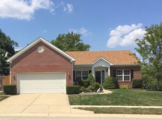 10624 Aspen Dr, Fishers, IN 46037
