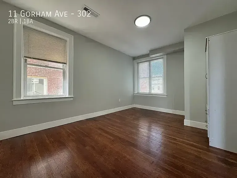 11 Gorham Ave #302 — Photo 7