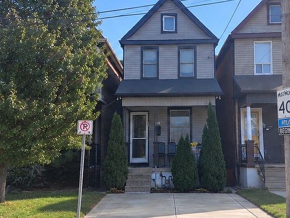 2nd image of 20 Dickson St