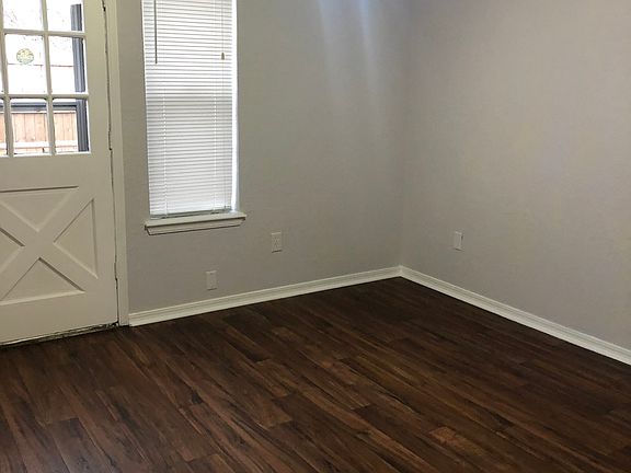 5th image of 1148 SW 77th Ter